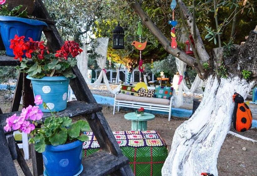 تختخواب و صبحانه Kaymak Tepesi Tatil Evi