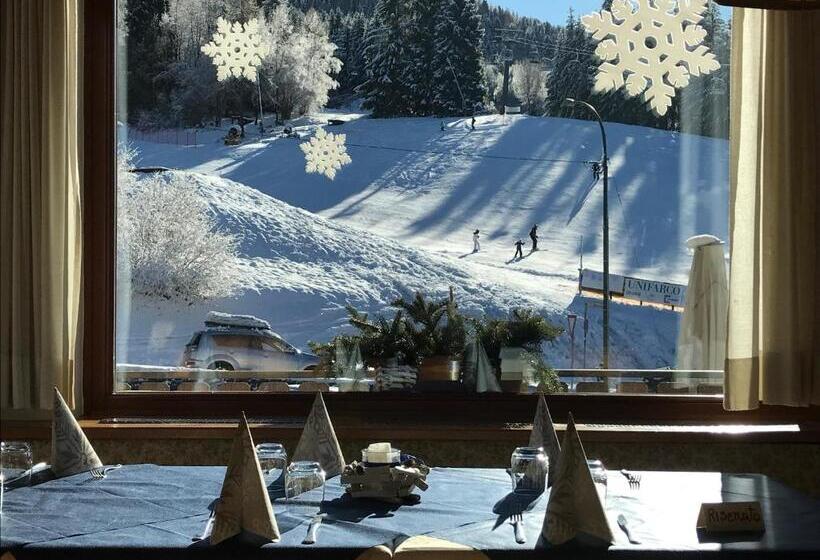 هتل Albergo Slalom