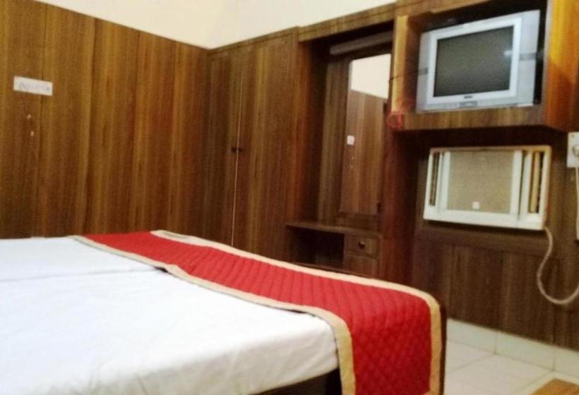 هتل Rajdhani