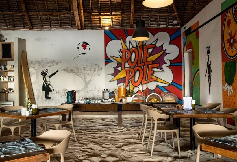 هتل The Loop Beach Resort