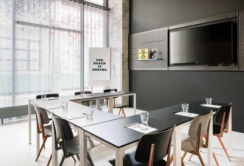 هتل The Social Hub Maastricht