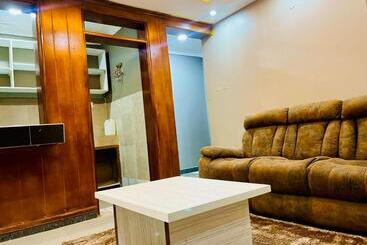تختخواب و صبحانه Amam Guest Suits
