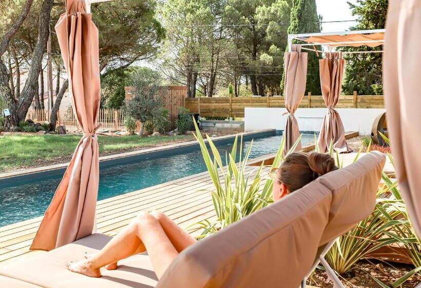 ベッドアンドブレックファースト Les Gîtes De Laure   L Eden Romantique, Chambres Hôtes, Spa Privé, Couloir De Nage, Adults Only