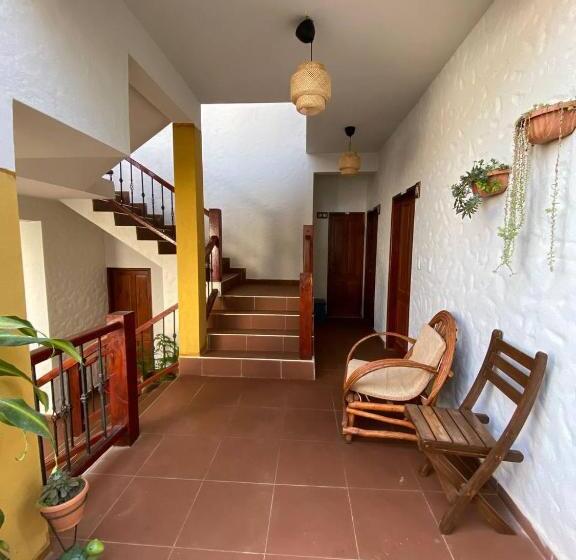 هتل Casa Prof Blanquita