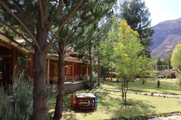 هتل Natural Human Boutique Sanctuary   Sacred Valley Peru
