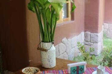 هتل Natural Human Boutique Sanctuary   Sacred Valley Peru