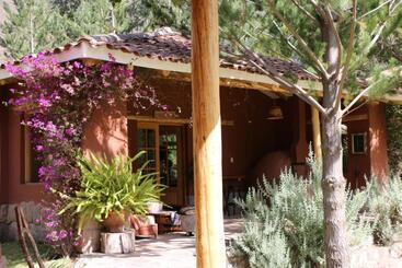 هتل Natural Human Boutique Sanctuary   Sacred Valley Peru