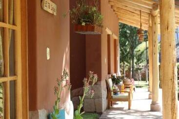 هتل Natural Human Boutique Sanctuary   Sacred Valley Peru