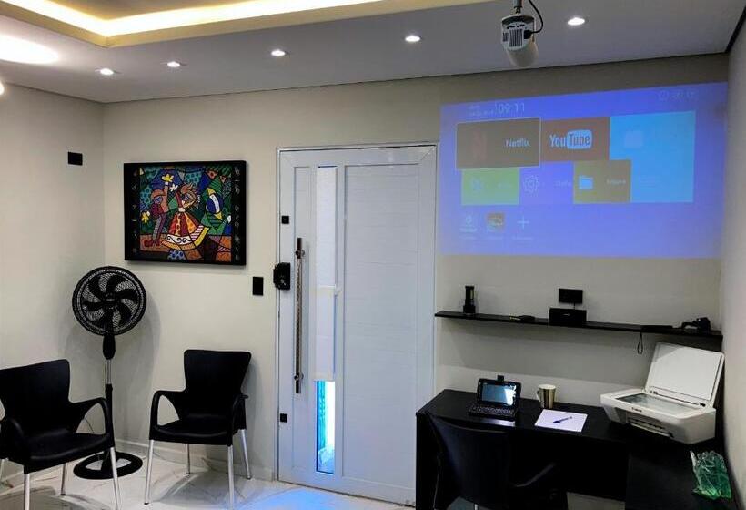 Пансион Estudio 387 Sjbv