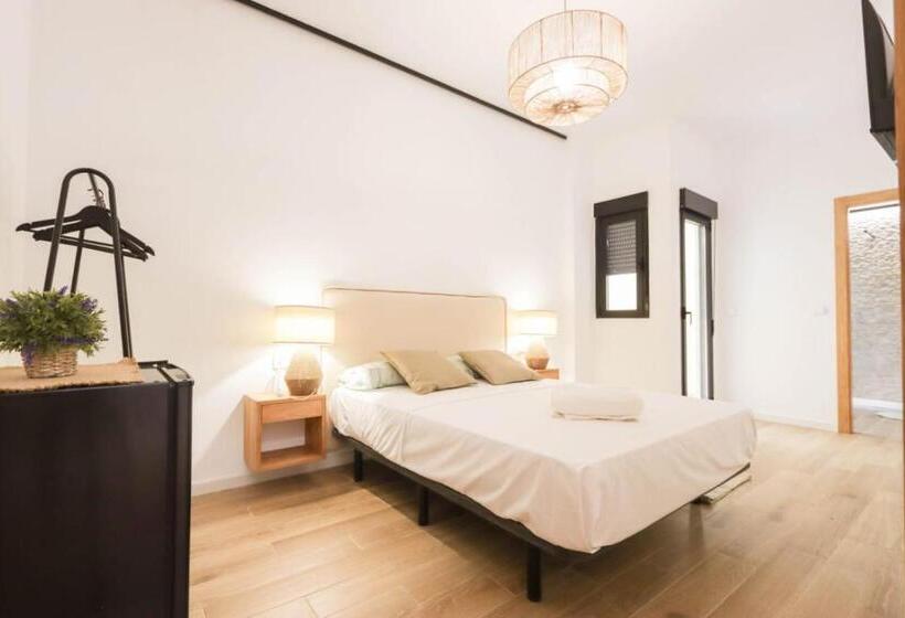 Pensão Hostal Roca 26