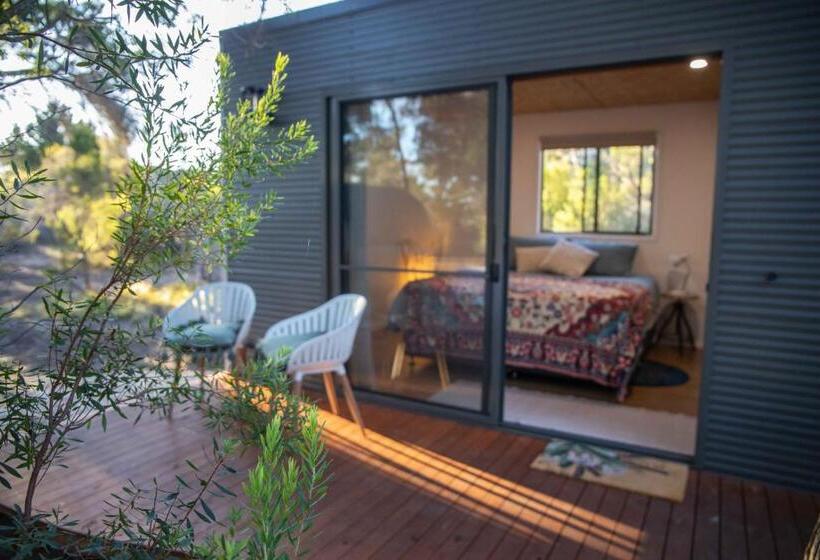 פנסיון Island Alive Guest House