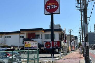 پانسیون Ns Home 南名古屋一軒家ルームシェア 3g