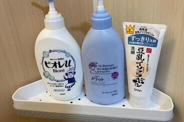 پانسیون Ns Home 南名古屋一軒家ルームシェア 3g