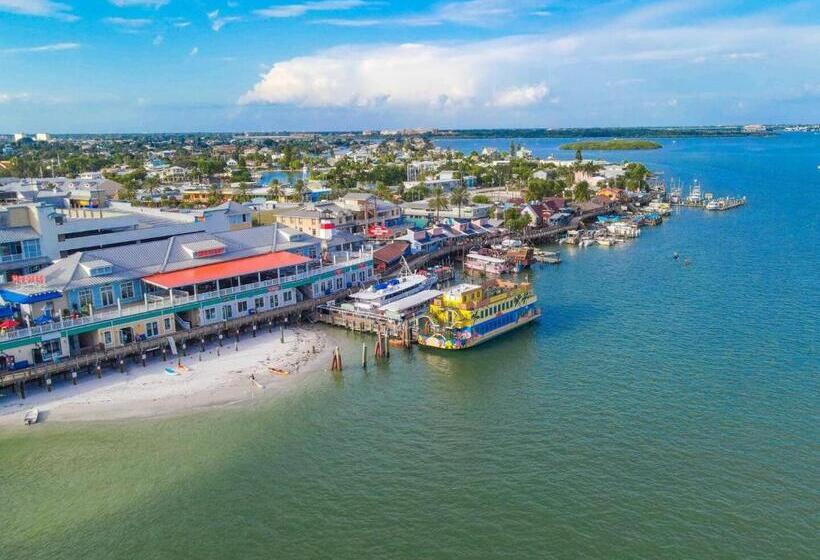 منتجع Tropic Terrace