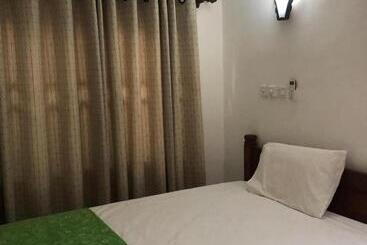 تختخواب و صبحانه Bnb 2 Bedrooms Apartment At Kwabenya, Accra, Balloon Gate