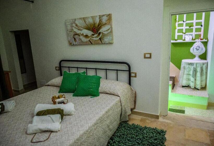 تختخواب و صبحانه Green House