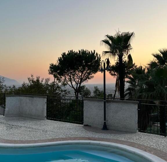 Bed and Breakfast Villa Robi