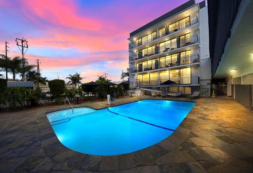 هتل Mc Pacific Inn & Suites Torrance