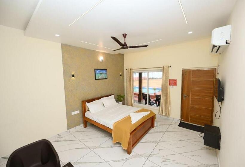 Отель Namaste Homestay And Beach Resort
