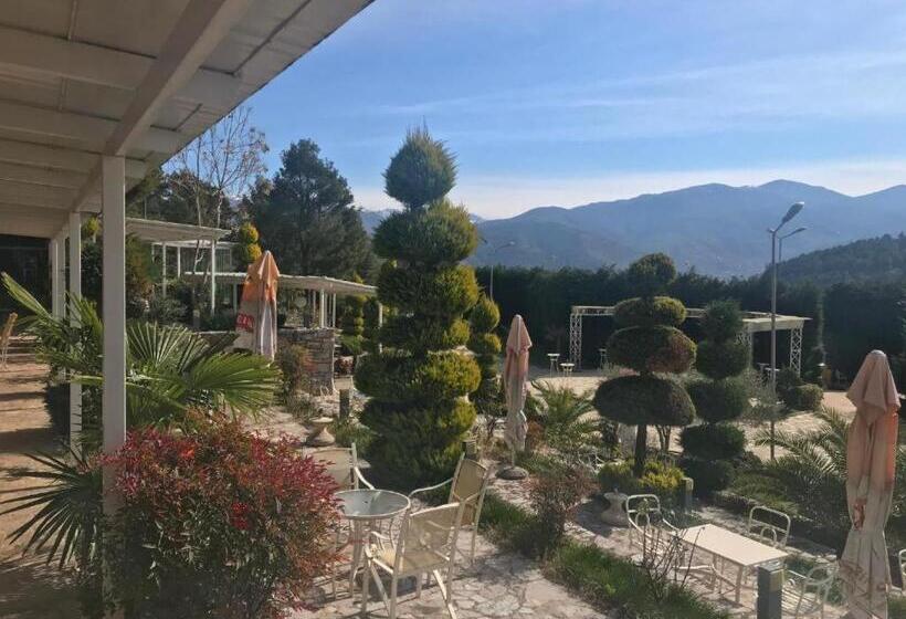 هتل Panorama Elbasan