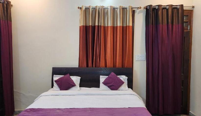 Hotel Prisha Stay