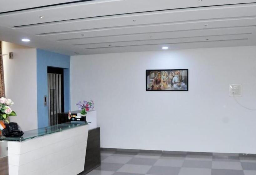 호텔 Radhe Palace Morbi