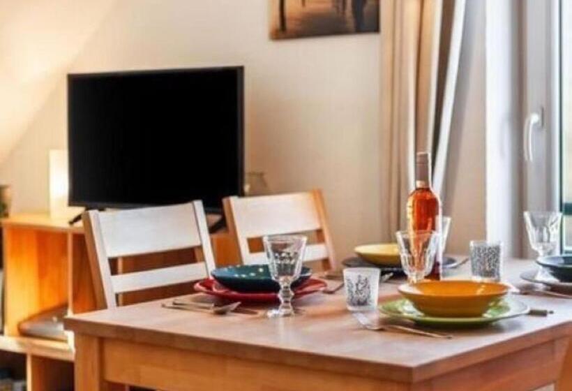 هتل Waldstr 34 Wo 05