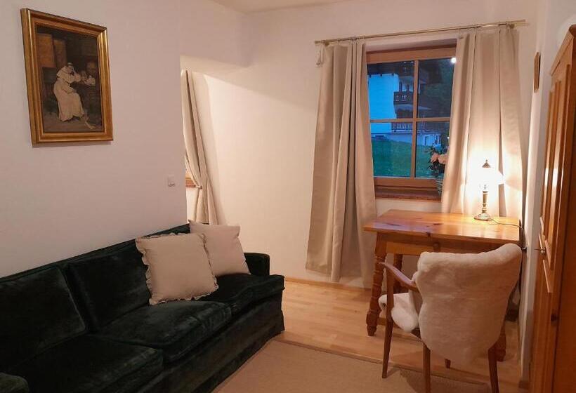 ペンション Haus Lemmerer