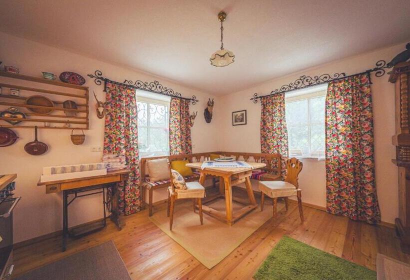 ペンション Haus Lemmerer