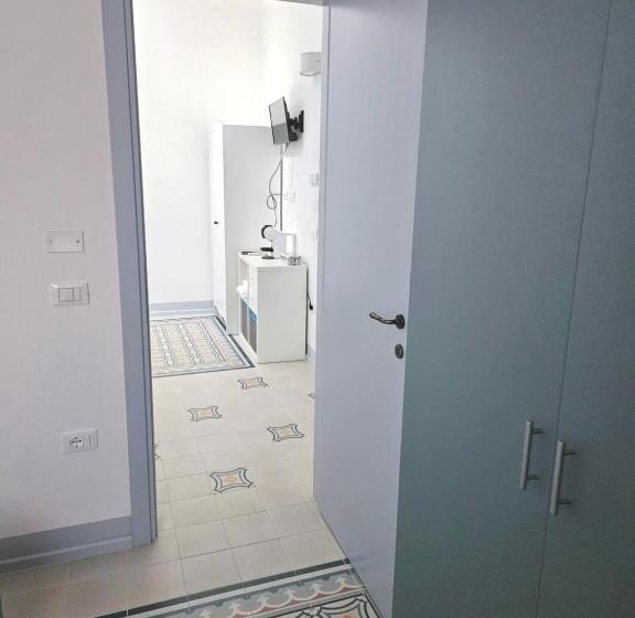 پانسیون Rosa Dei Venti Guest House