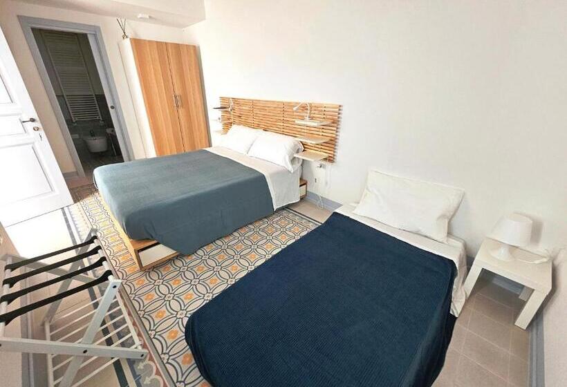 پانسیون Rosa Dei Venti Guest House