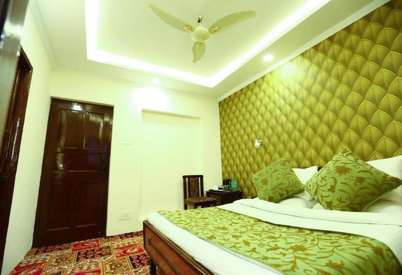 Aashiyana Hotel By Elegant