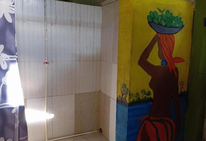 هاستل Posada Madre Tierra