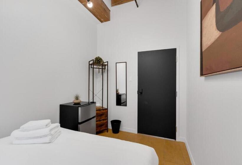 هاستل The Little Prince Rooms Old Montreal