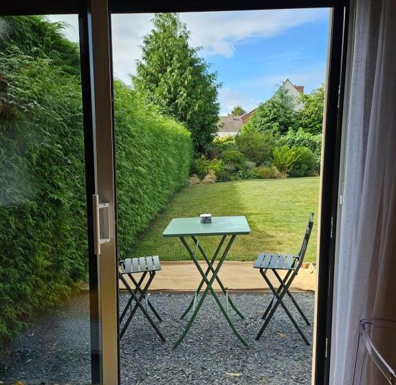 مبيت وإفطار La Studette