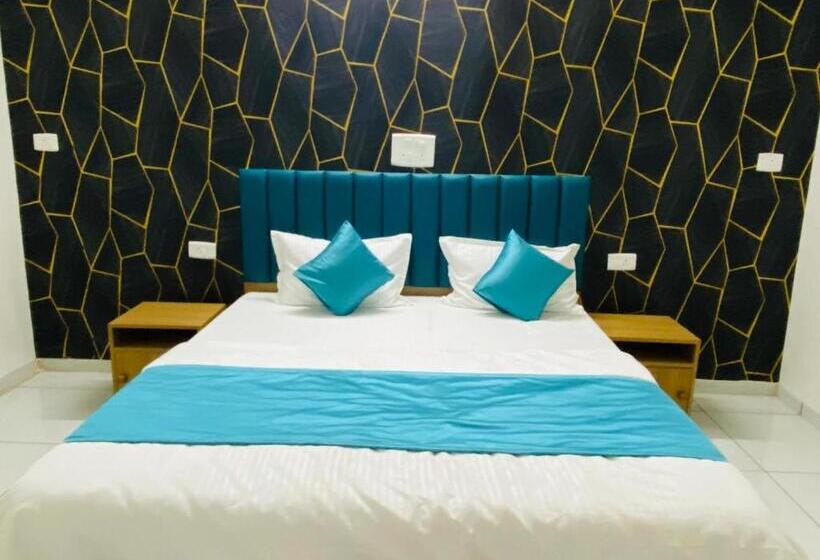 هتل Balaji Villa