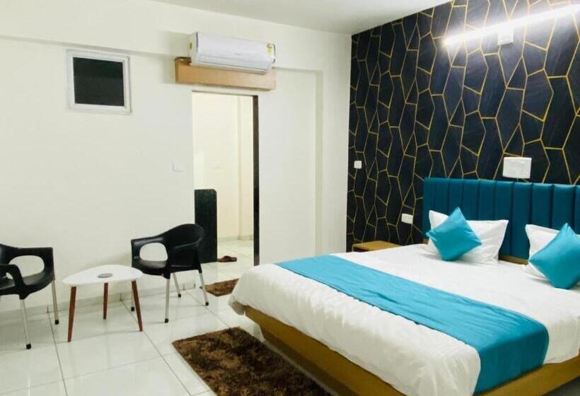 هتل Balaji Villa
