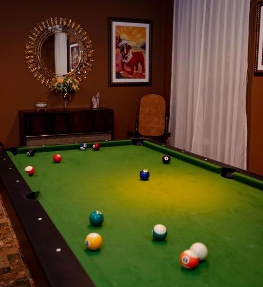 هتل Oro Andino Lodge