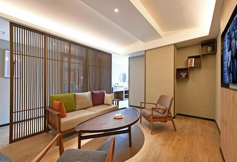 Mehood Lestie Hotel   Xi An Jiaotong University Xijing Hospital Changle Park Metro Station