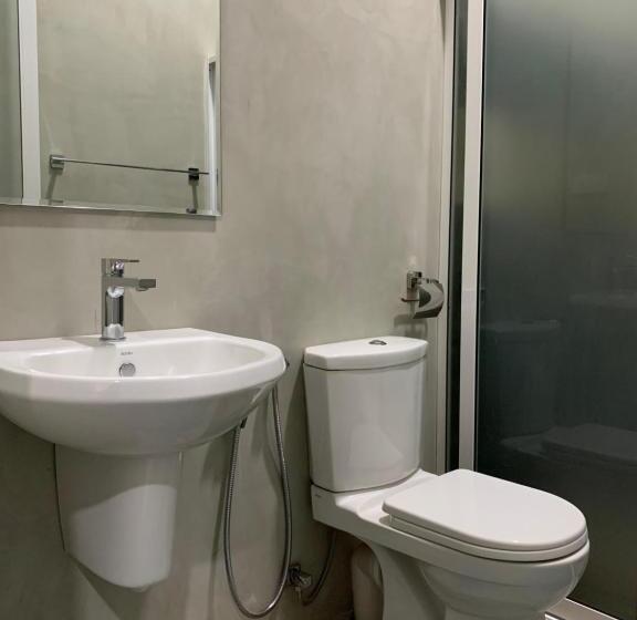 پانسیون Chern Matara Guest House
