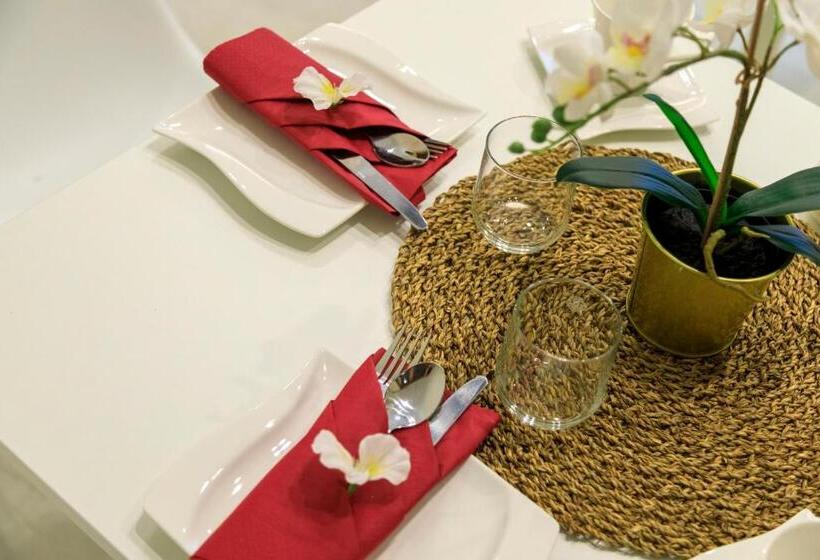 پانسیون Domus Vivian