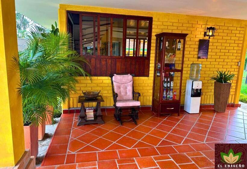 פנסיון El Ensueño Ecohostal & Glamping