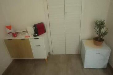 پانسیون Suite Maison Rouge