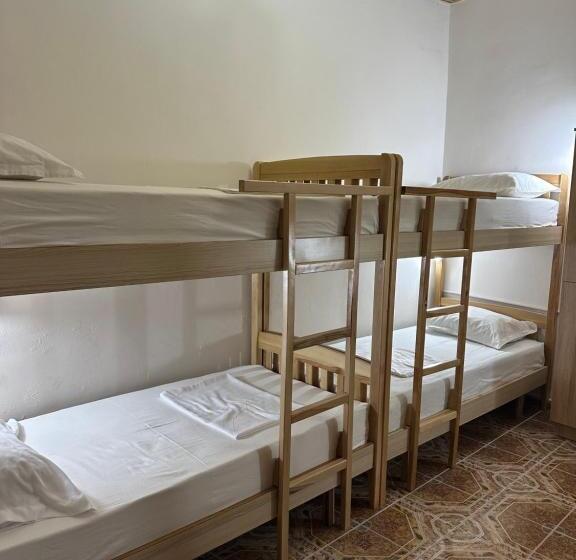 Tirana Lemon Breeze Hostel