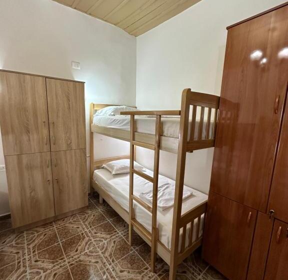 Tirana Lemon Breeze Hostel