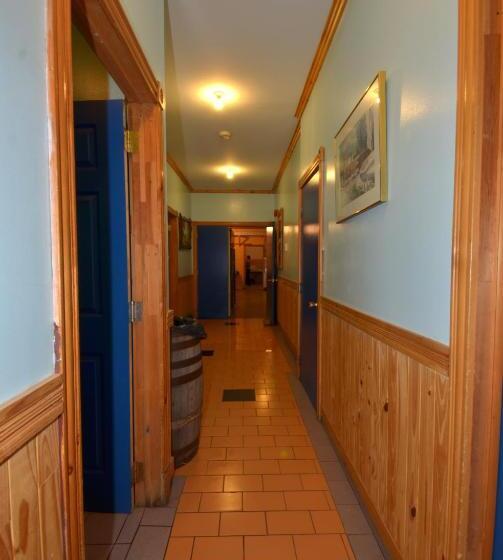هاستل Auberge Jeunesse De Tadoussac