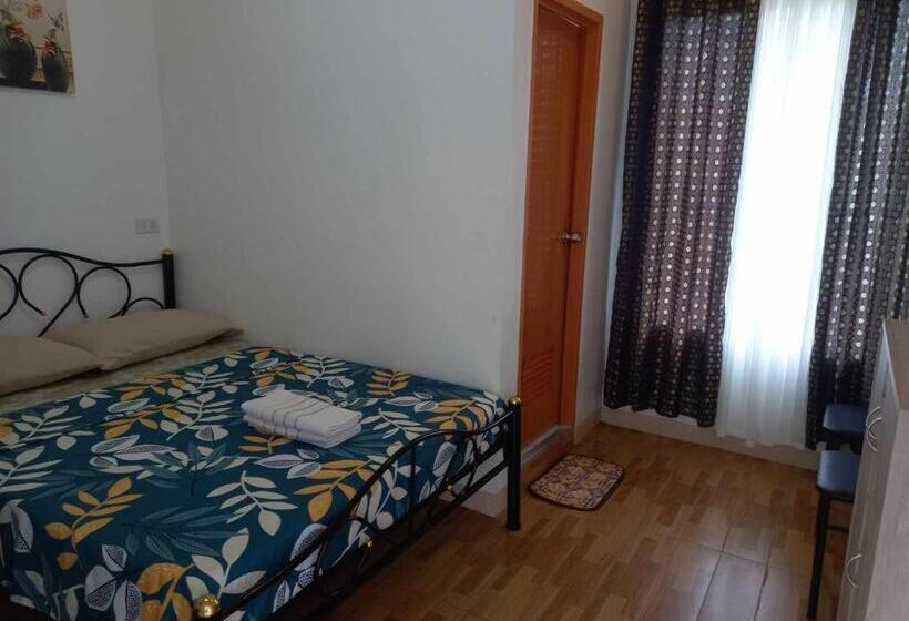 مبيت وإفطار Carms Villa Resort
