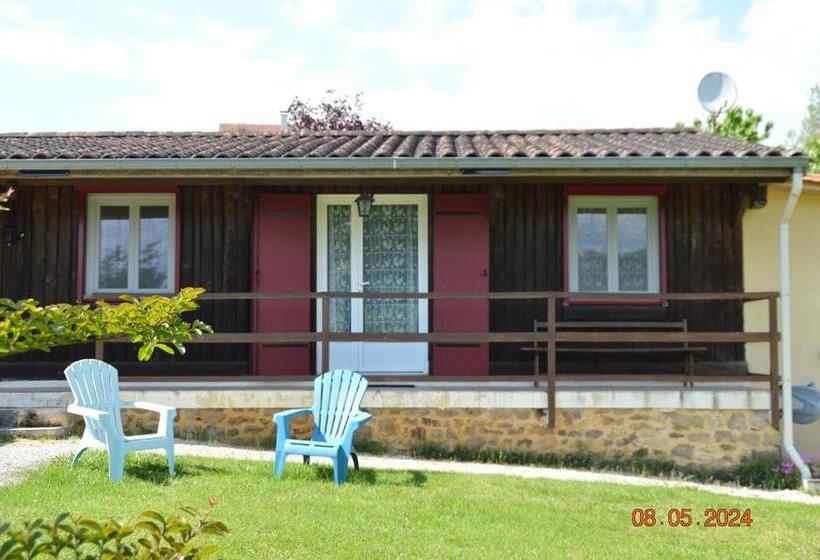 Bed and Breakfast Le Chalet Des Contries