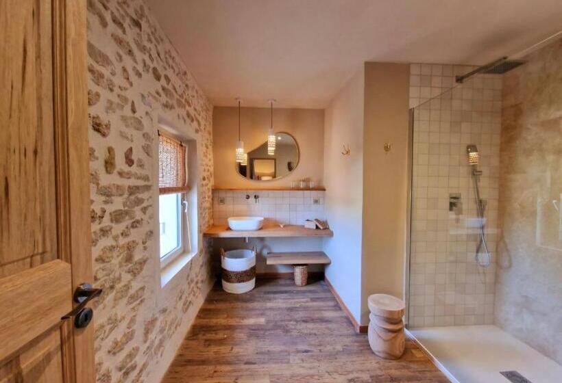 פנסיון Bastide Des 7 Sœurs