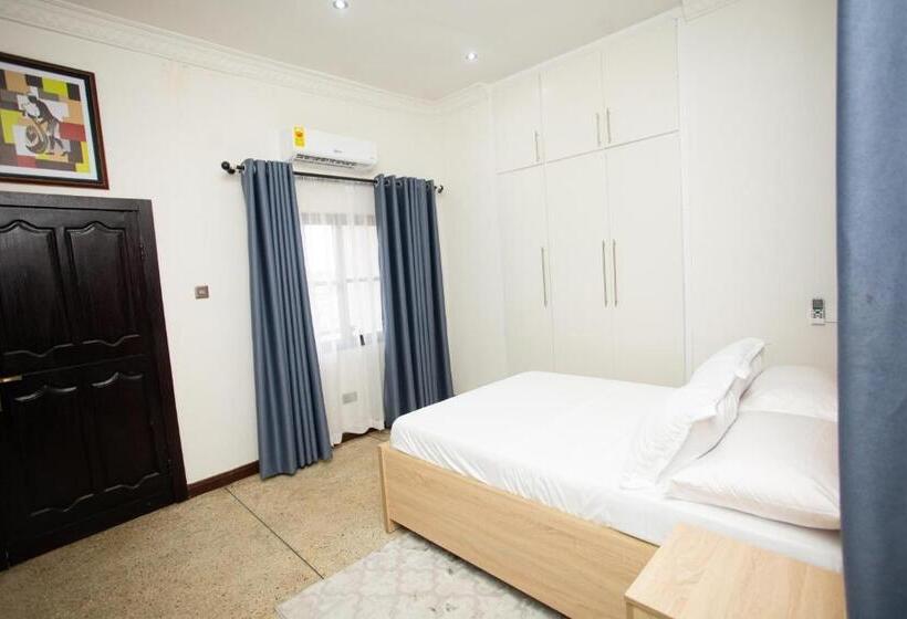 بنسيون Lc Lodge & Event Centre